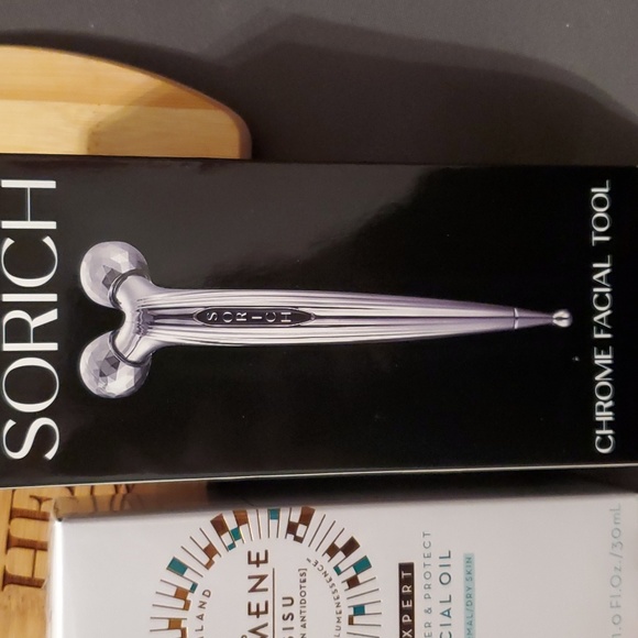 Lumene Facial Oil & Sorich Chrome Facial Tool Bundle - Picture 3 of 5